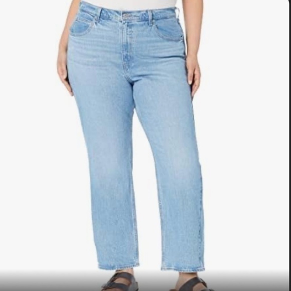 Levi's® Plus Size 70s High Slim Straight Jean Size 33